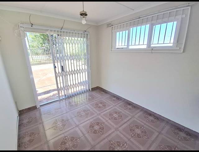 1 BEDROOM PROPERTY TO RENT IN ATHOLL HEIGHTS